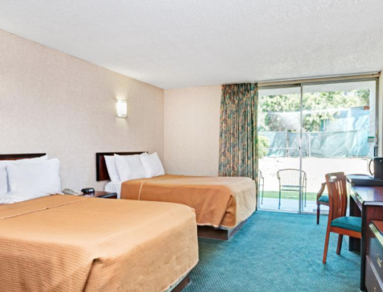 Knights Inn Claremont